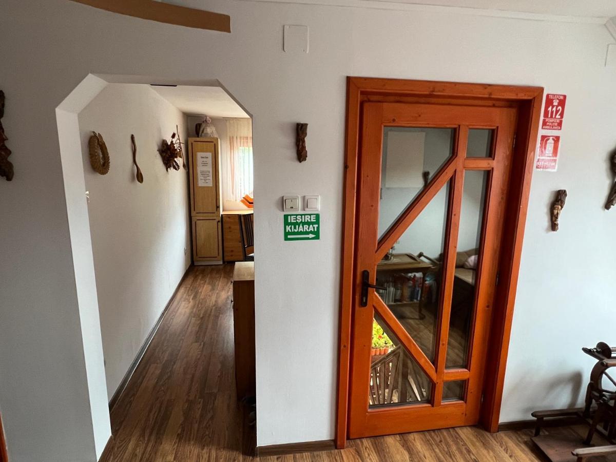 Hunihaz Apartment *